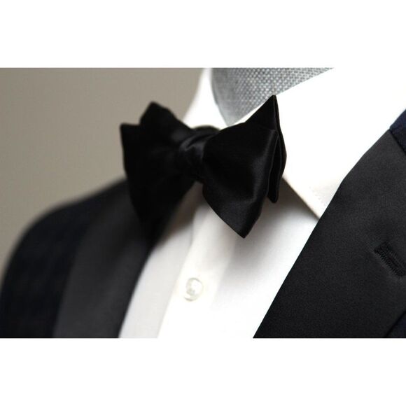 NWT Men's bow tie 100%Silk Charmeuse Black Self tied‎ Bow tie Straight - Picture 14 of 16